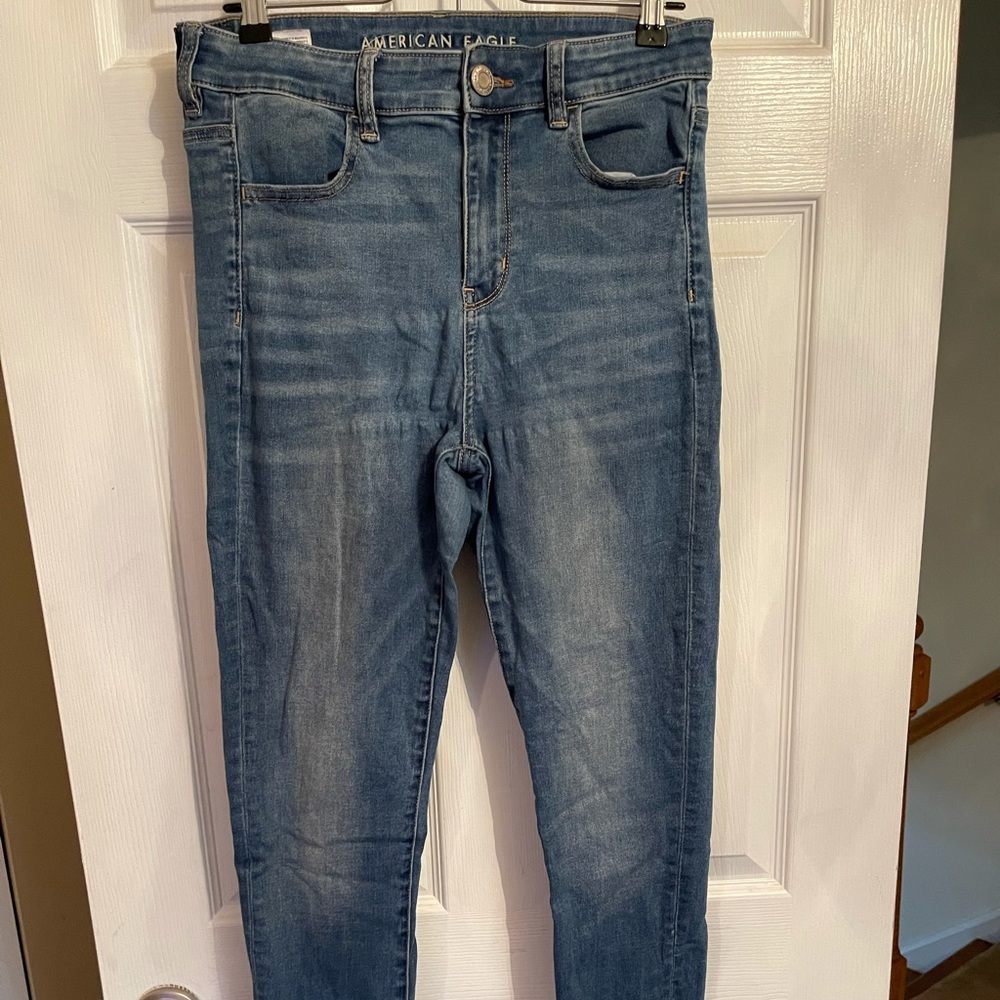 American eagle high rise jegging.